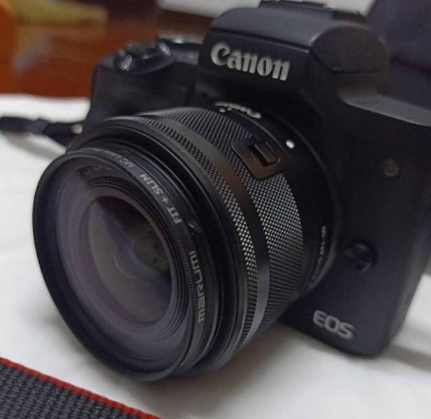 ขาย Canon EOS M50 สีดำ ตัวกล้องสภาพสวยๆ ไม่มีรอย